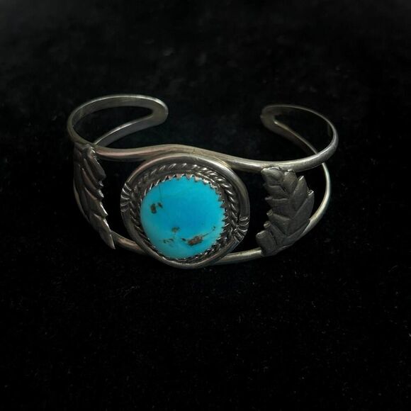 Vintage  Thick Turquoise and Sterling Silver Cuff Bracelet - Picture 2 of 9